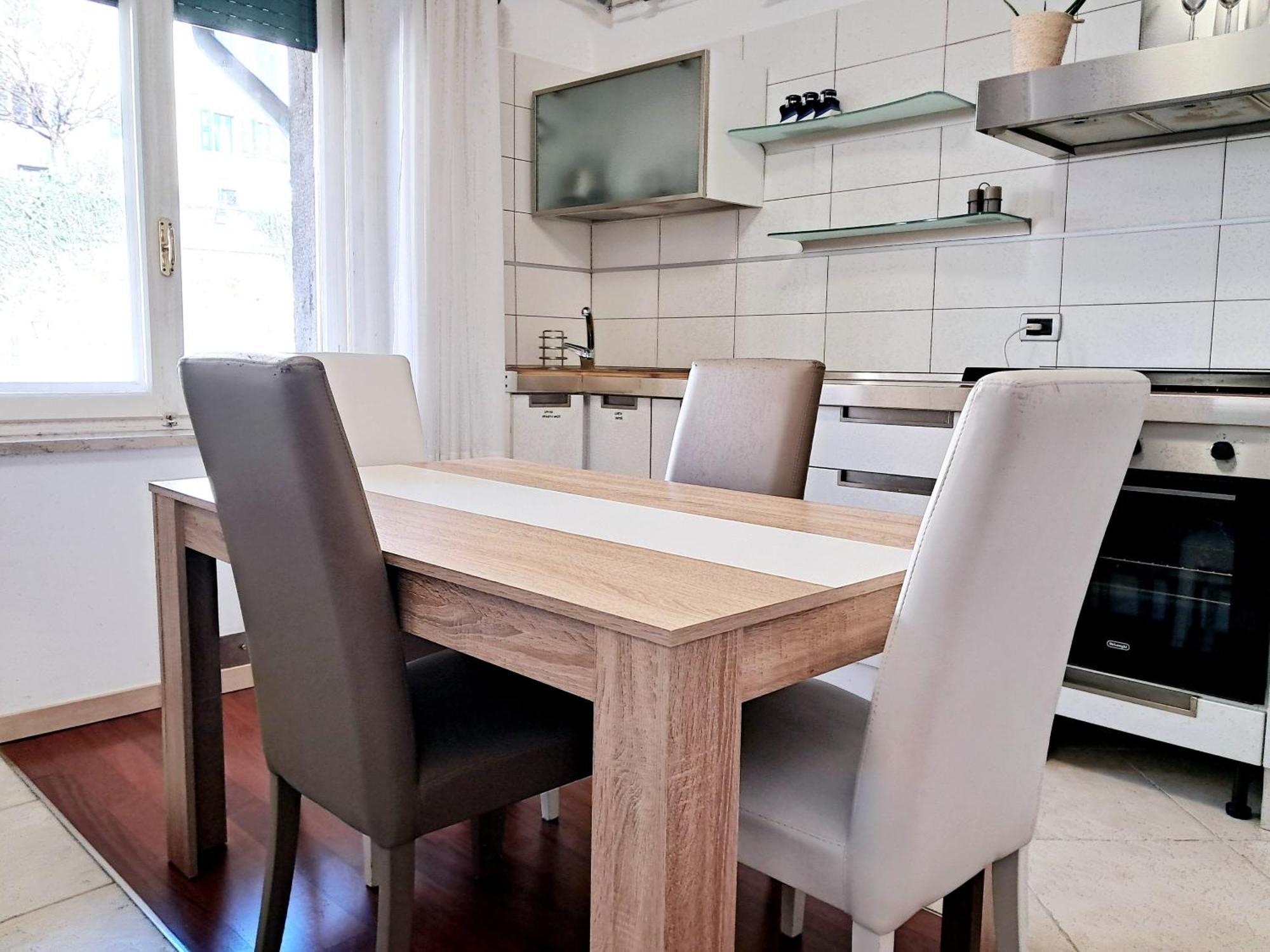 Apartment Isola *